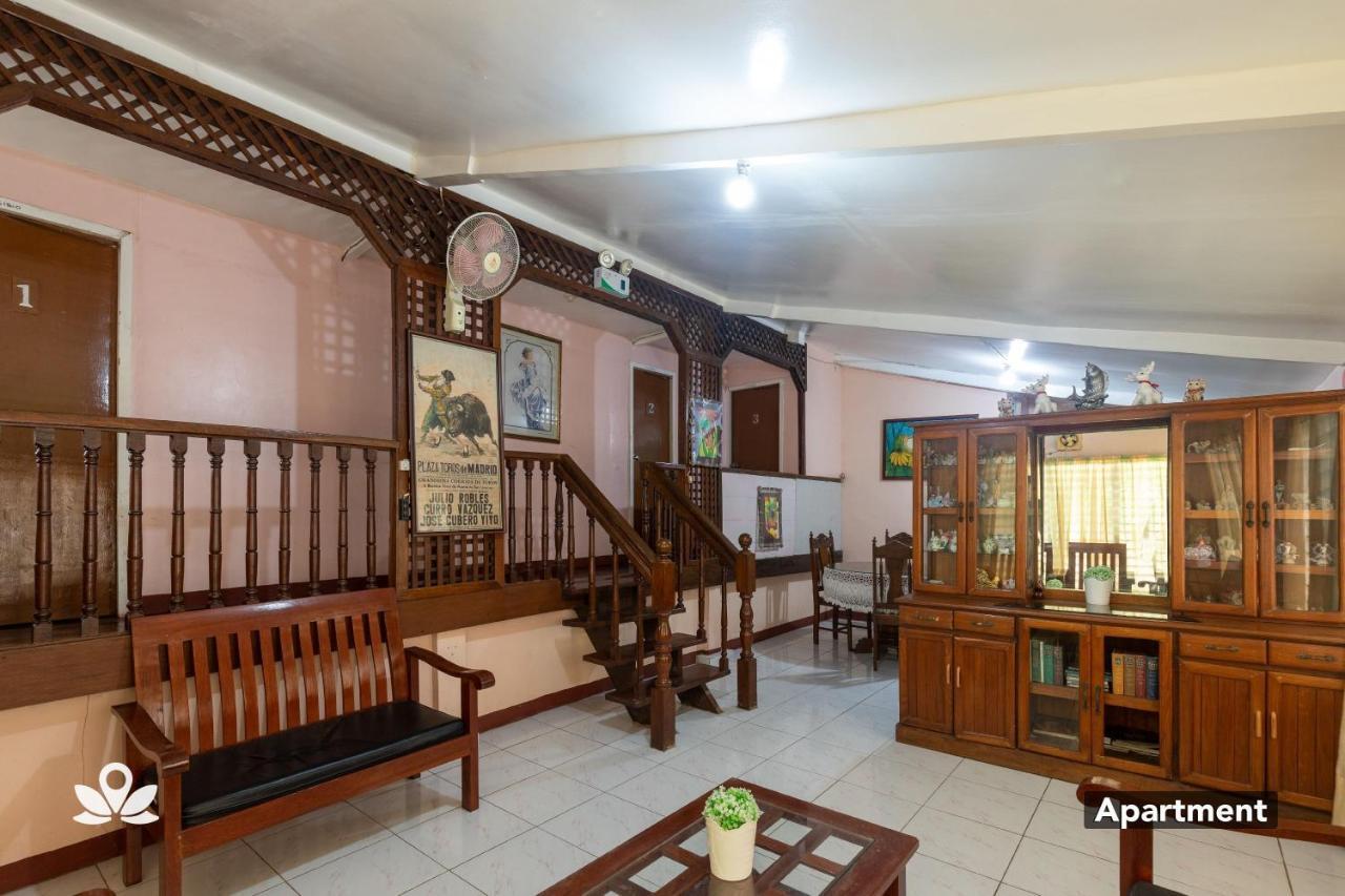 Ostello Almonte Transient Puerto Princesa Esterno foto